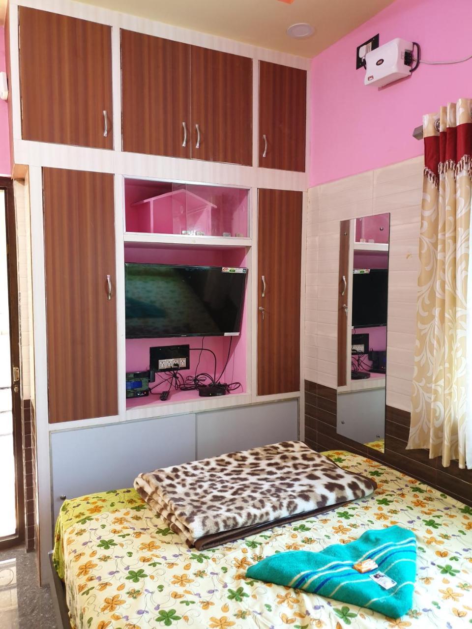 Rks Homestay Хампи Екстериор снимка